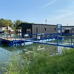 Captains Danube Houseboat - Apartment