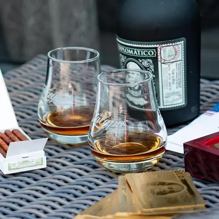 Captains Danube Houseboat -