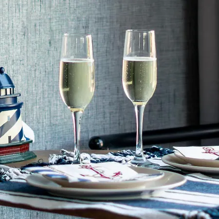 Captains Danube Houseboat - * Bratislava