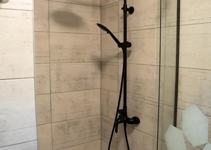 Captains Danube Houseboat - شقة *