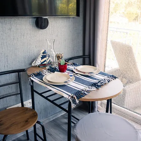 Captains Danube Houseboat - *