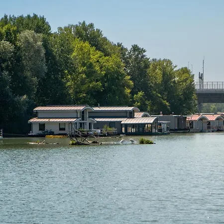 Captains Danube Houseboat - Apartman *