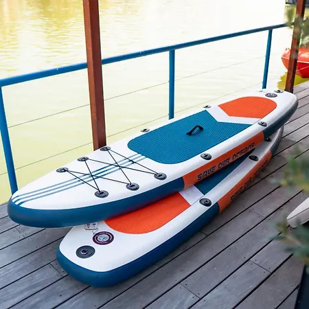 Captains Danube Houseboat - شقة *